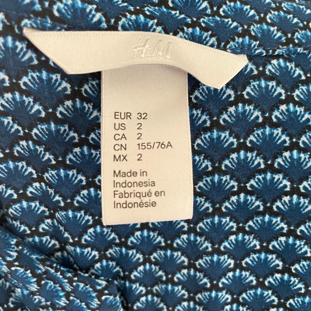 H&M Dress - Picture 7 of 7